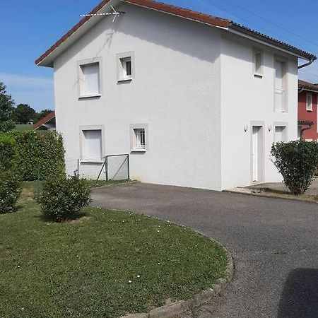 Gite L'Etape Pirajoux Exterior foto